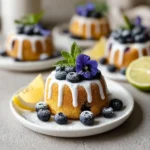 Mini cakes blueberry